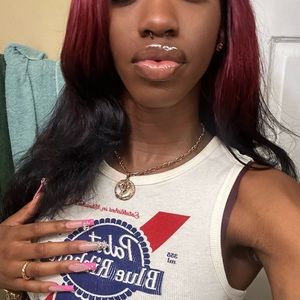 Meet your Posher, Christina